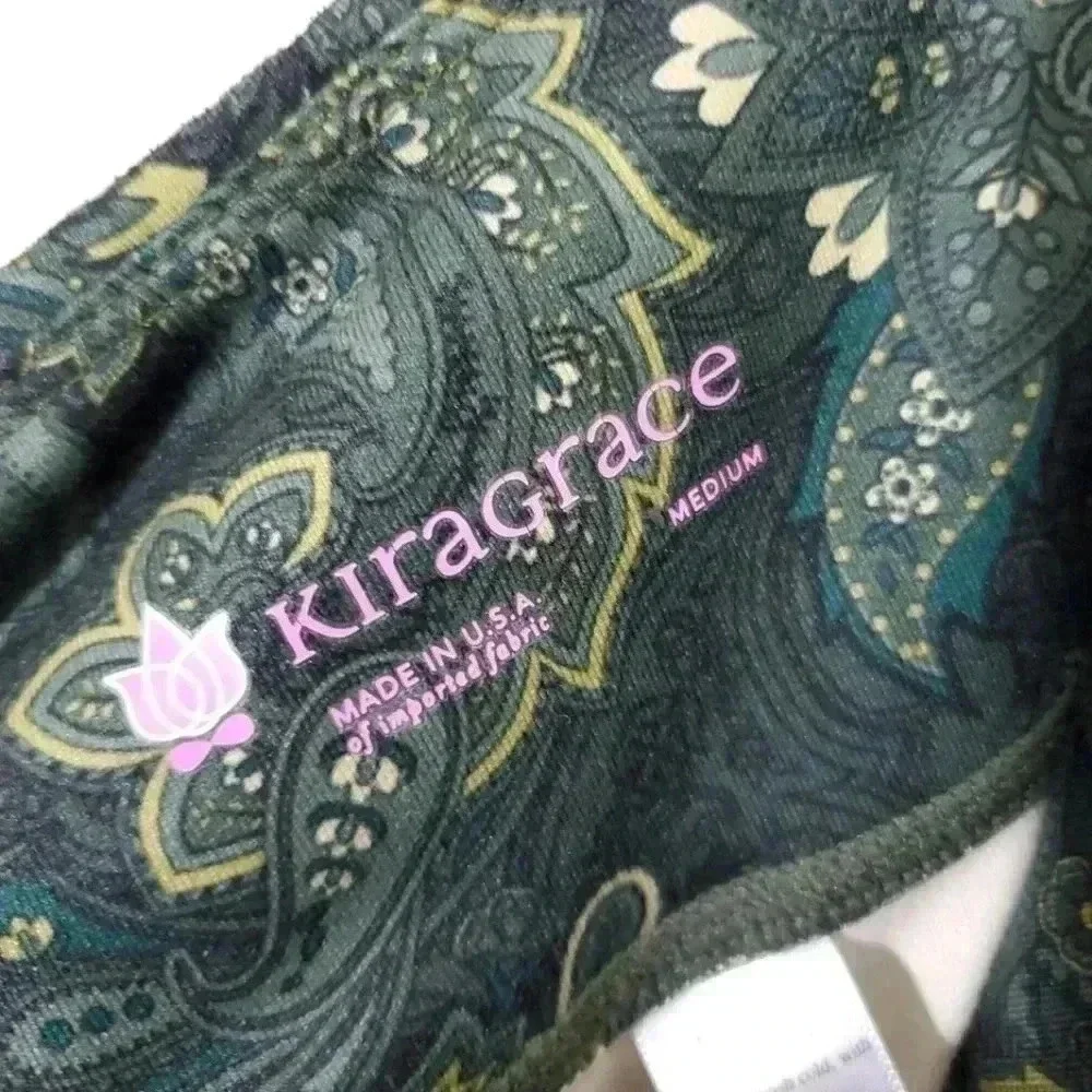 Kiragrace Paisley Print Leggings. Size Medium - Picture 4 of 7